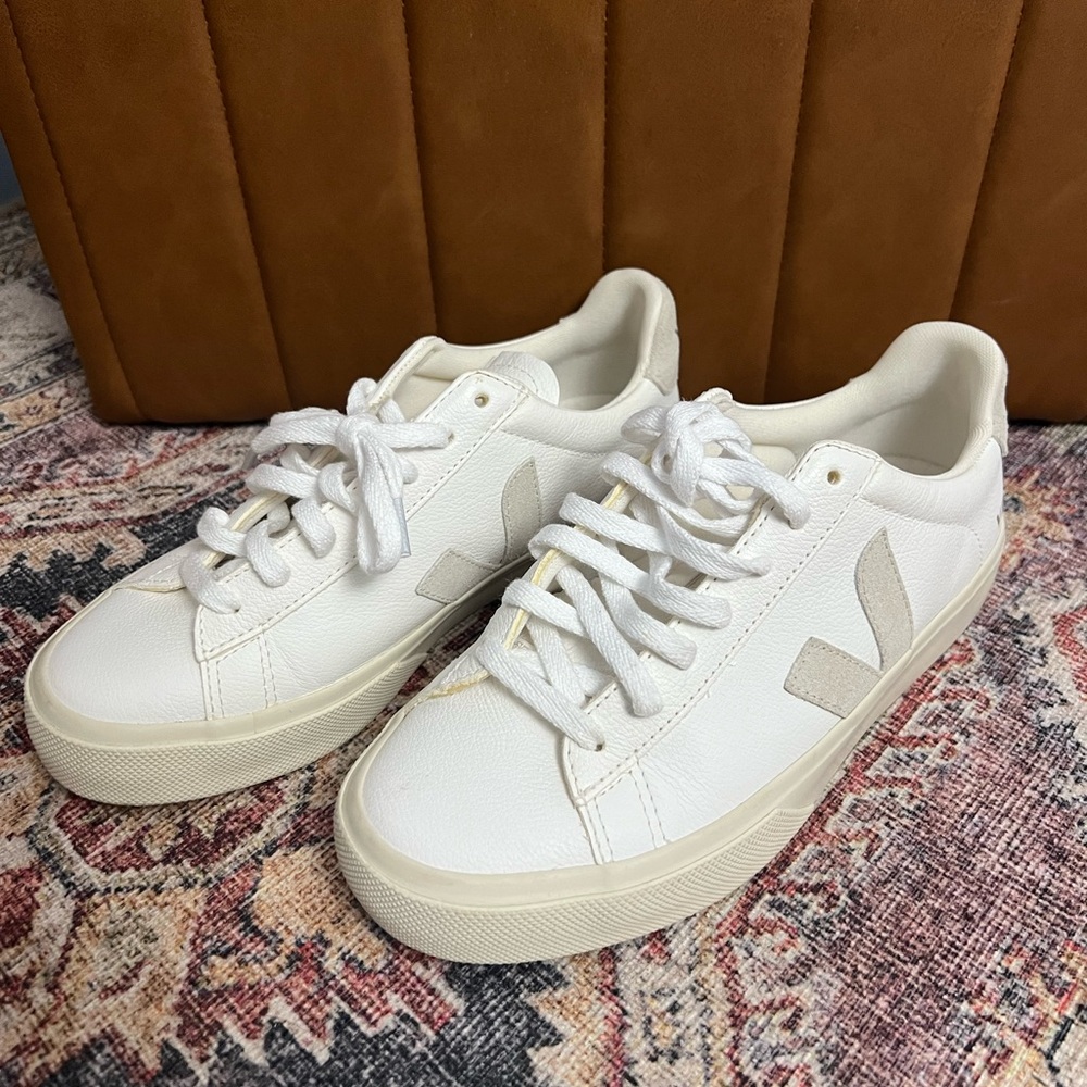 Veja Women’s Sneakers- Size 8